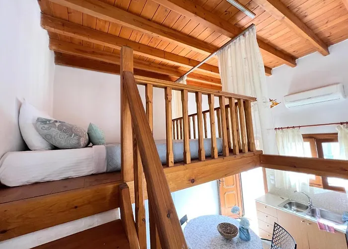 Ambela House Soroni